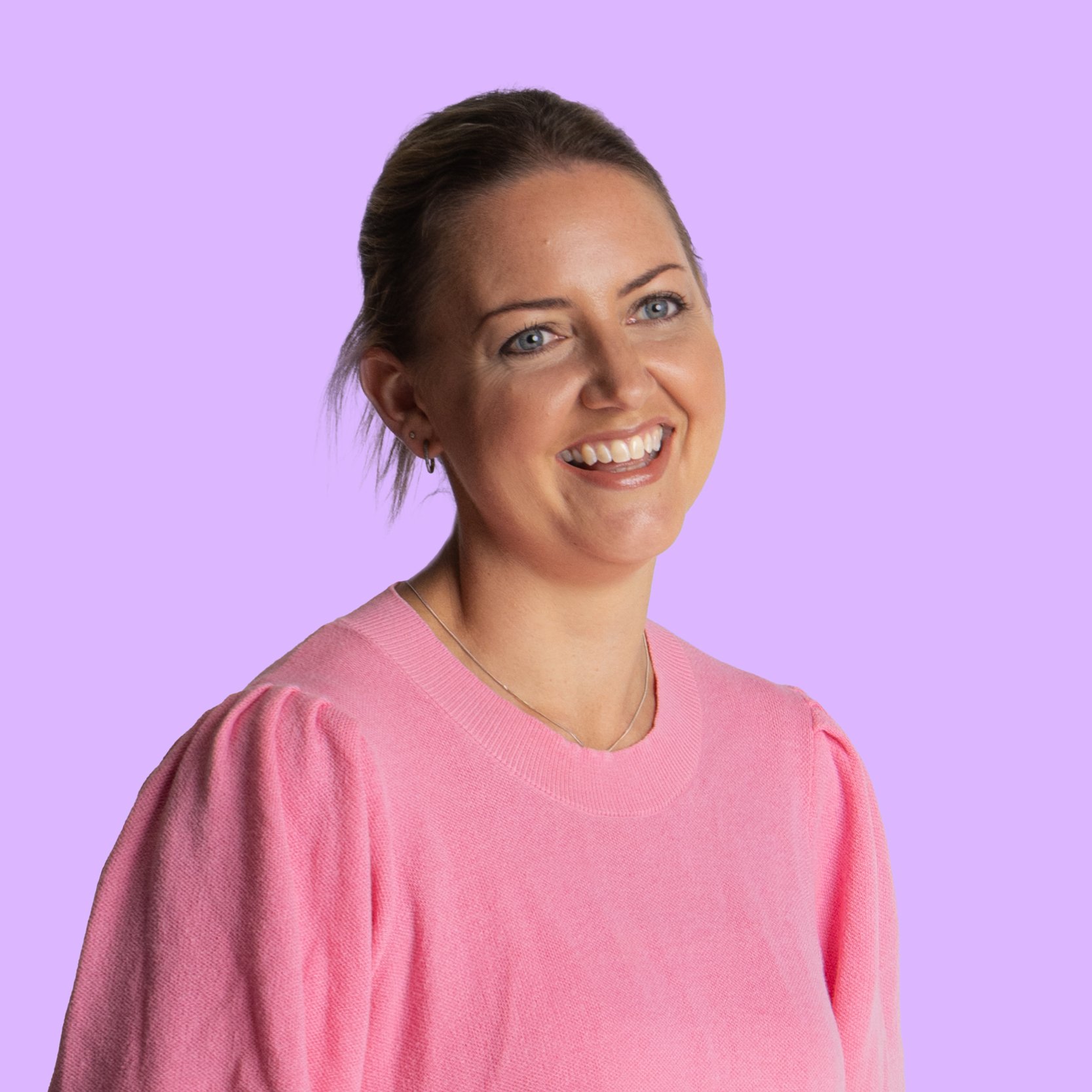 Bryony-401-headshot-mid-lavender-1